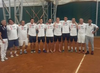 Grande festa al Tc Bisenzio: la squadra maschile vola in serie B