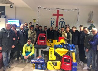 Lo Jolo regala zaini per le emergenze sanitarie alla Misericordia