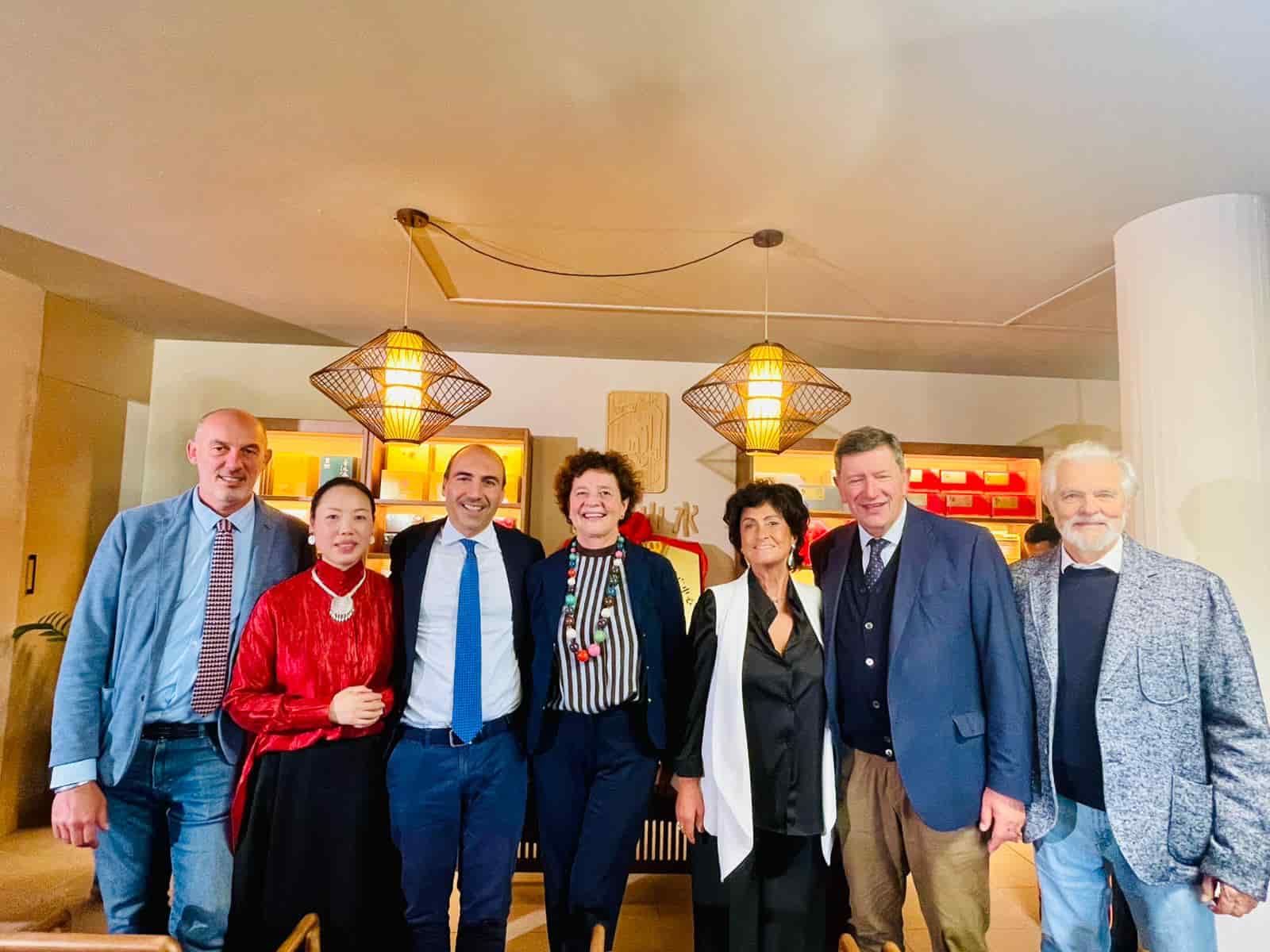 inaugurazione Centro di Promozione del marchio Wuyishan Shui in Italia-min