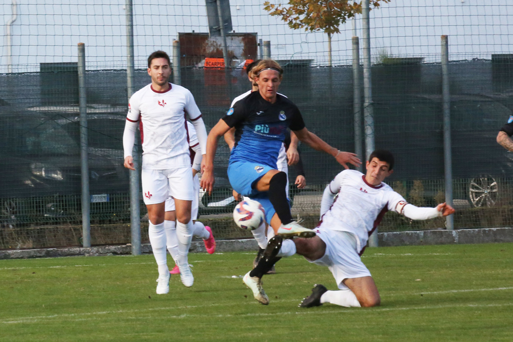 La Zenith Prato cala il tris e continua a volare solitaria in testa al gruppo: Real Forte Querceta ko