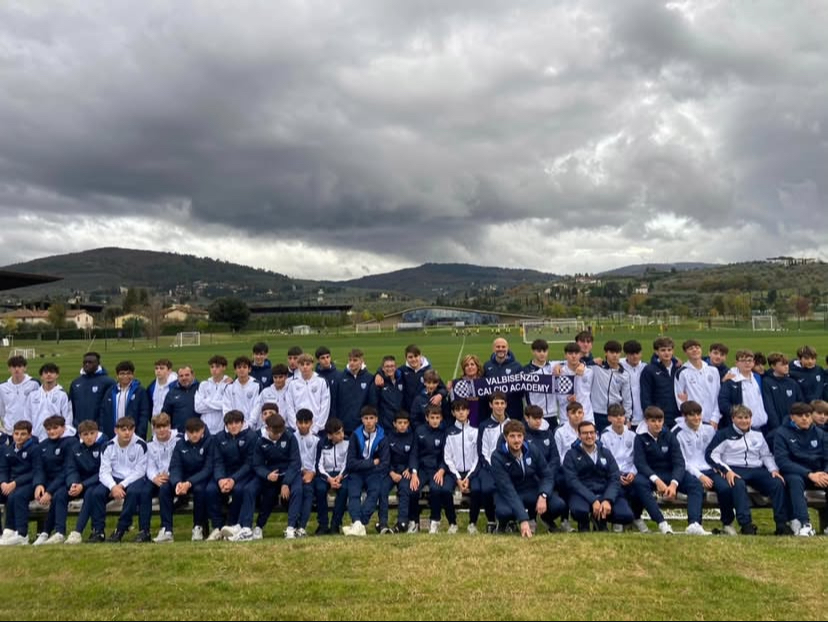 Il calcio dilettantistico incontra il professionismo: la Valbisenzio Academy in visita al Viola Park