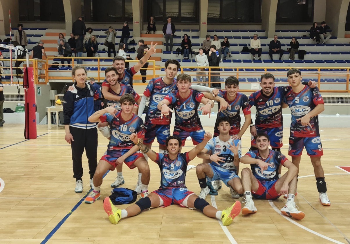 Volley Vaiano, fanno festa i ragazzi. Ko la squadra femminile