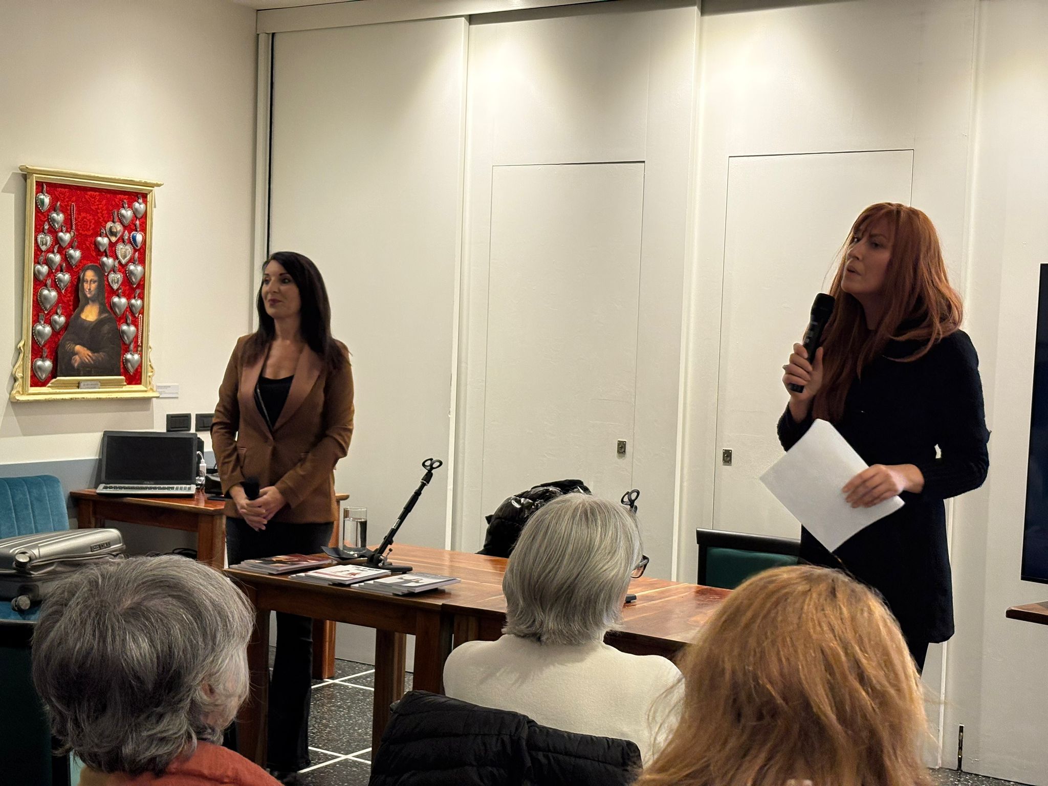 Il dubbio creativo tra arte e cinema: all’Art Hotel Milano iniziativa da Magritte a Lynch