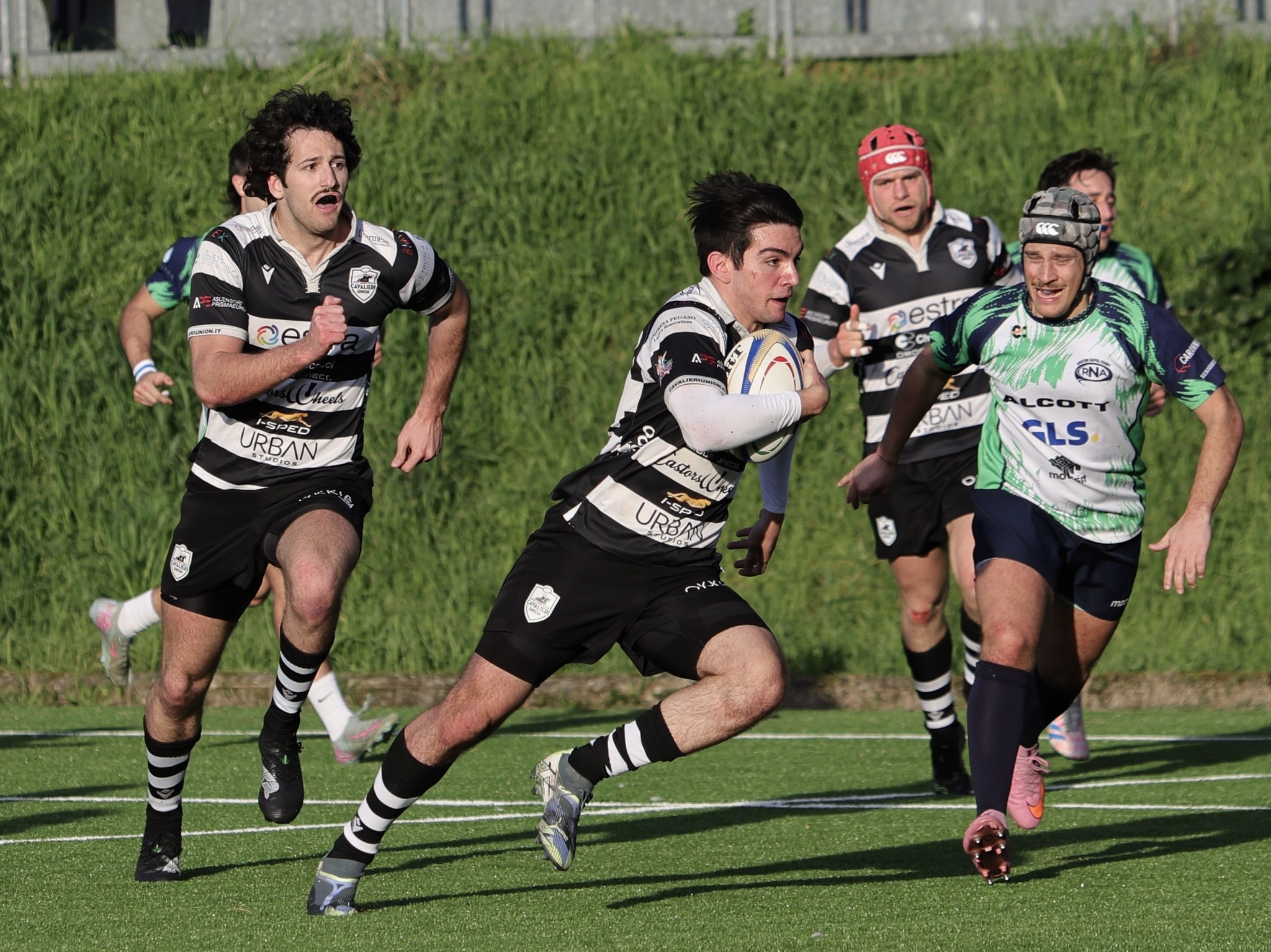 Cavalieri Union, la corsa continua: espugnato il campo della Rugby Roma