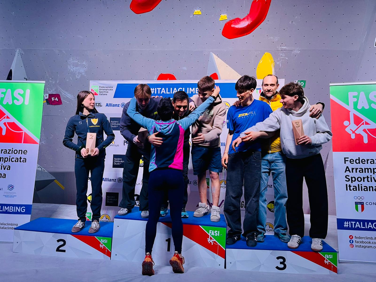 Coppa Italia arrampicata sportiva, festa Crazy Center: vince il titolo a squadre. Nel maschile Bagnoli show: è medaglia d’argento