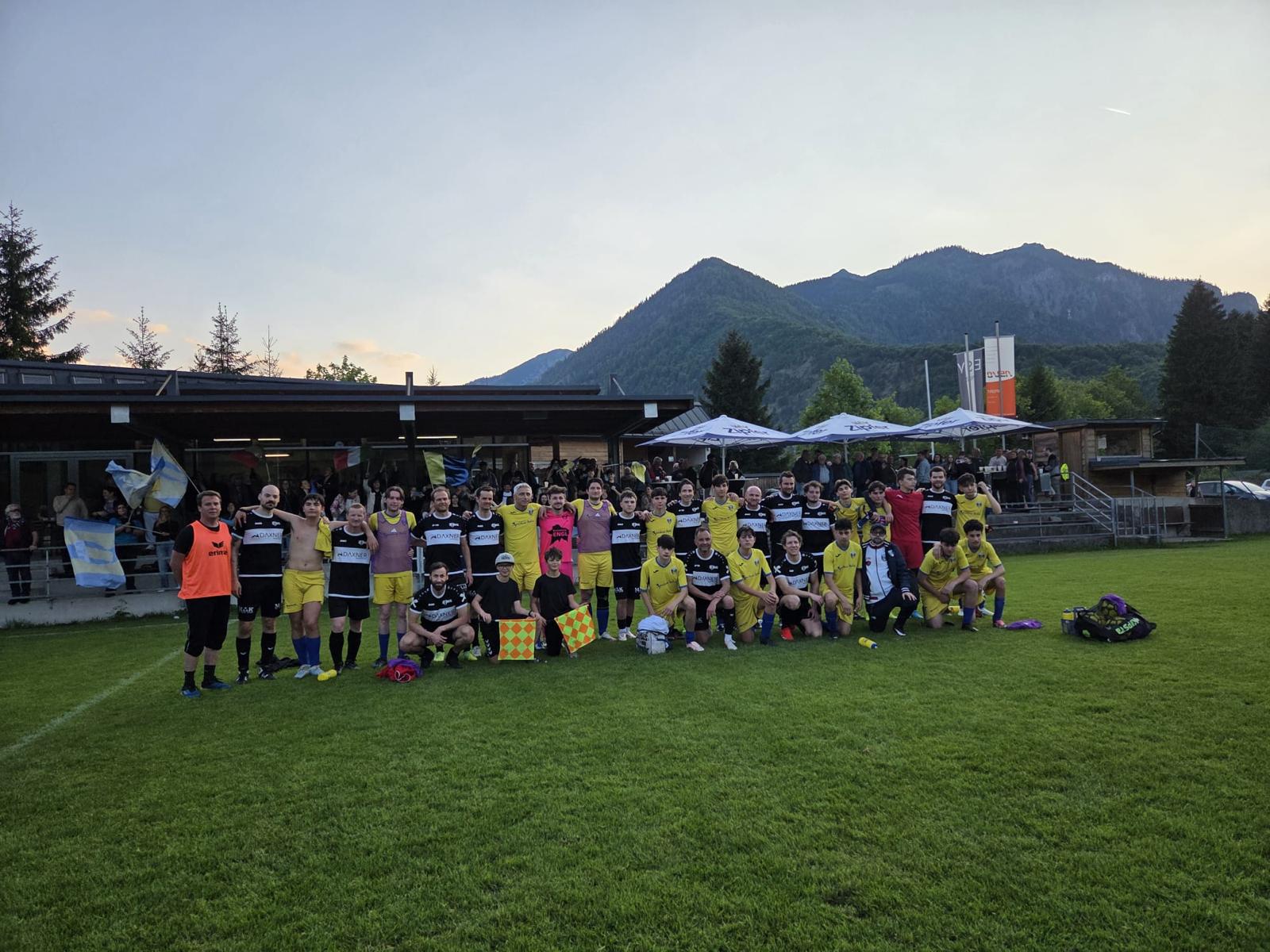 Paperino San Giorgio in campo a Ebensee per commemorare i deportati