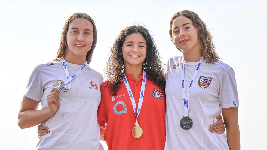 Settimana stellare per Sofia Biagi ai Campionati Italiani Open Water a Piombino