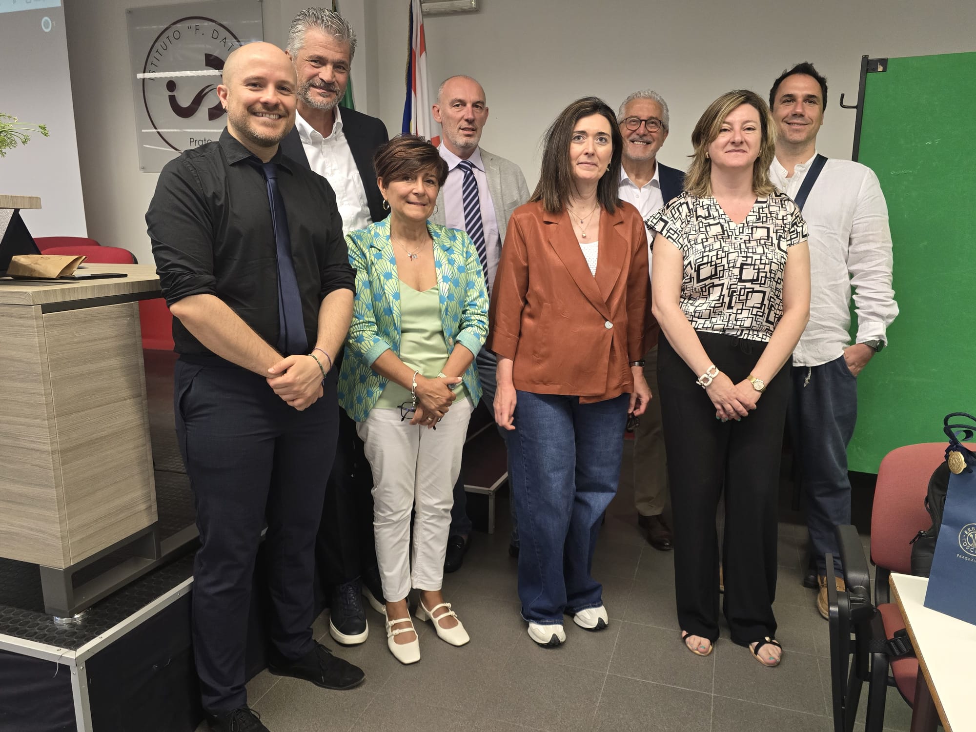 premiazioni elena torna a scuola contest