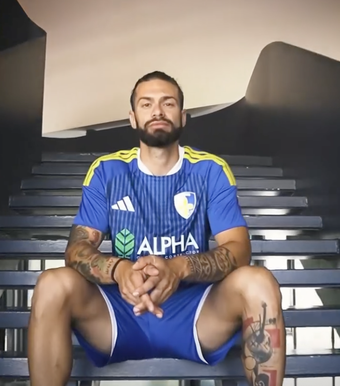 Ac Prato, presentata la prima maglia firmata Adidas