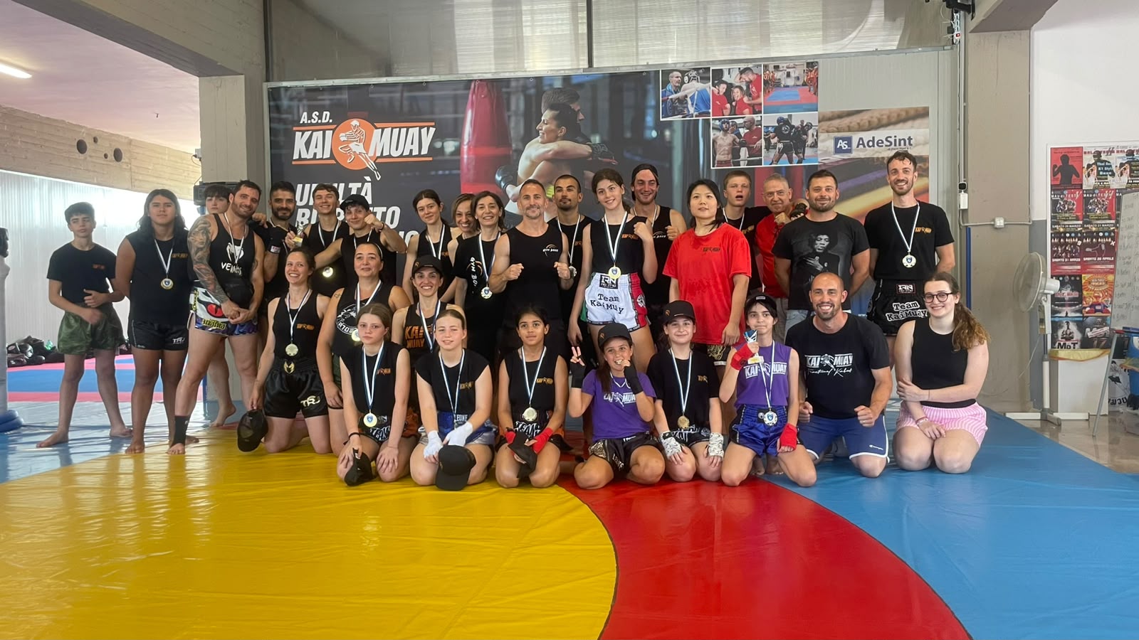 Team Kai Muay, raggiunta quota 300 iscritti. Successi per Nembi e Caruso al “Dynamite Fight Night”