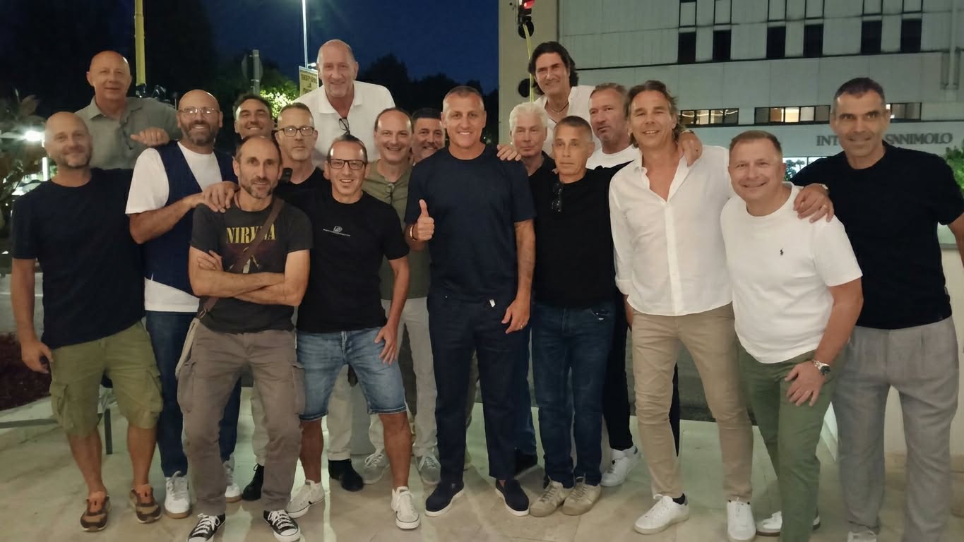 Ritrovo di giocatori delle giovanili del Prato a distanza di 32 anni: presente anche Christian Vieri