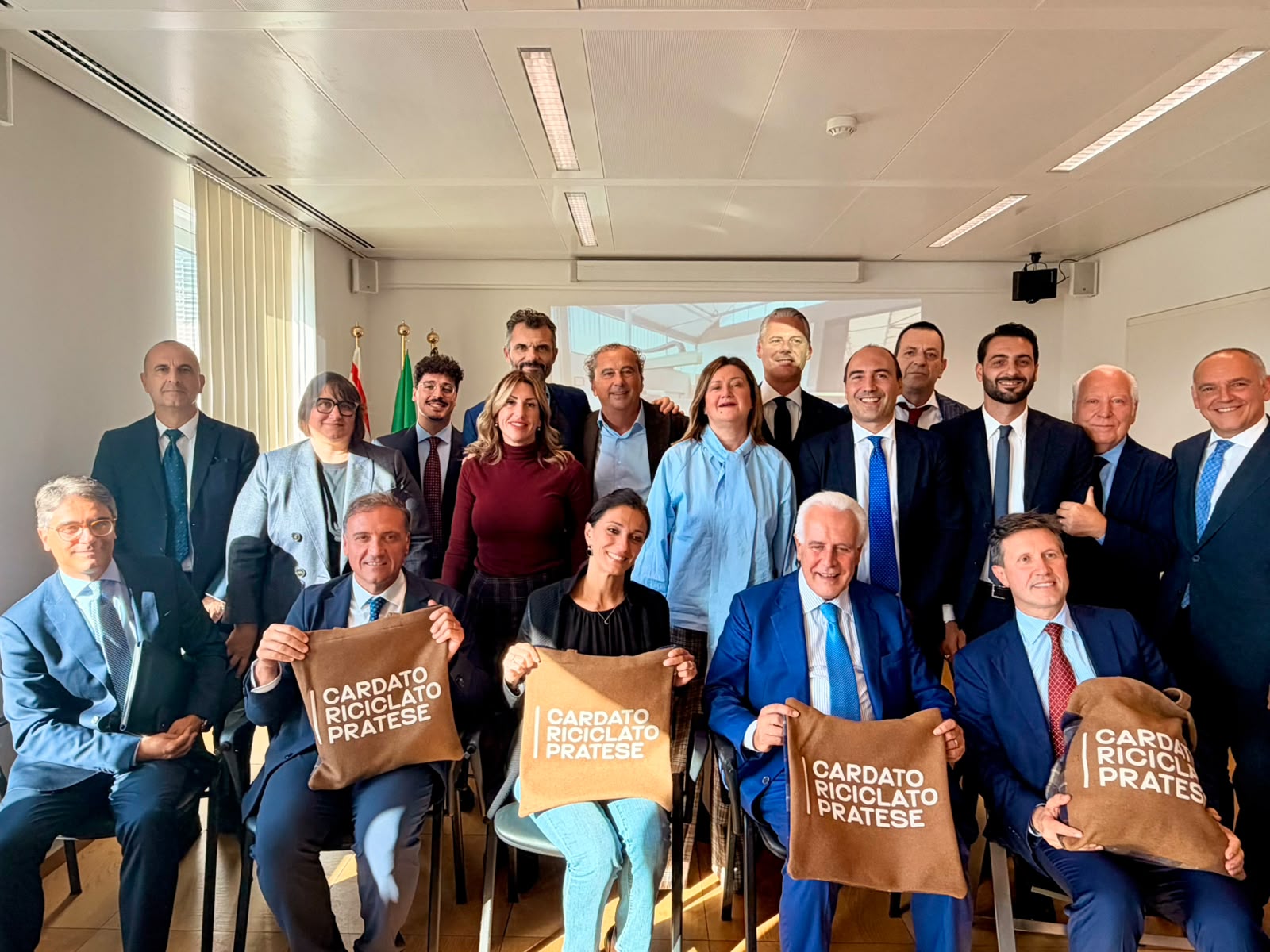 cardato riciclato pratese bruxelles sede regione toscana