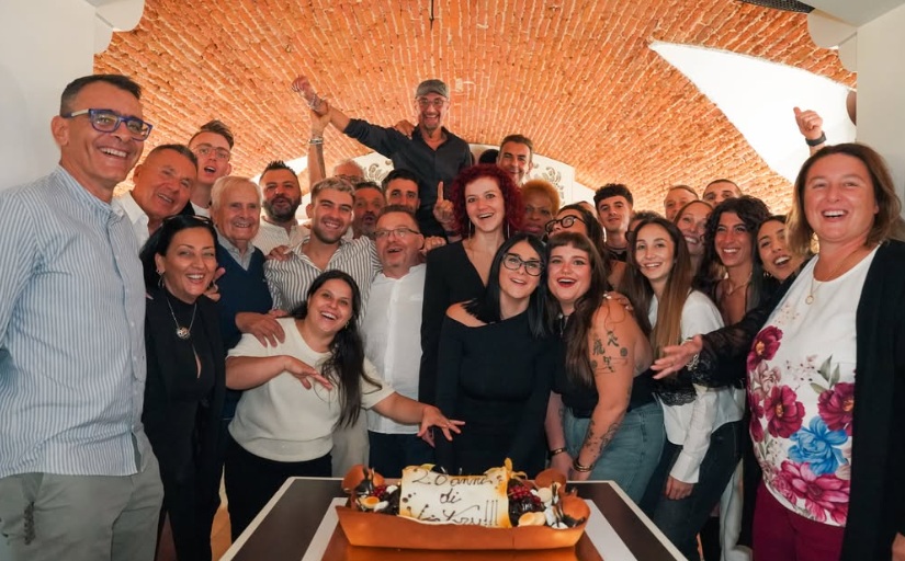 Arte, tessile, eccellenza enogastronomica e divertimento: il Victory Cafè Museo festeggia vent’anni di attività
